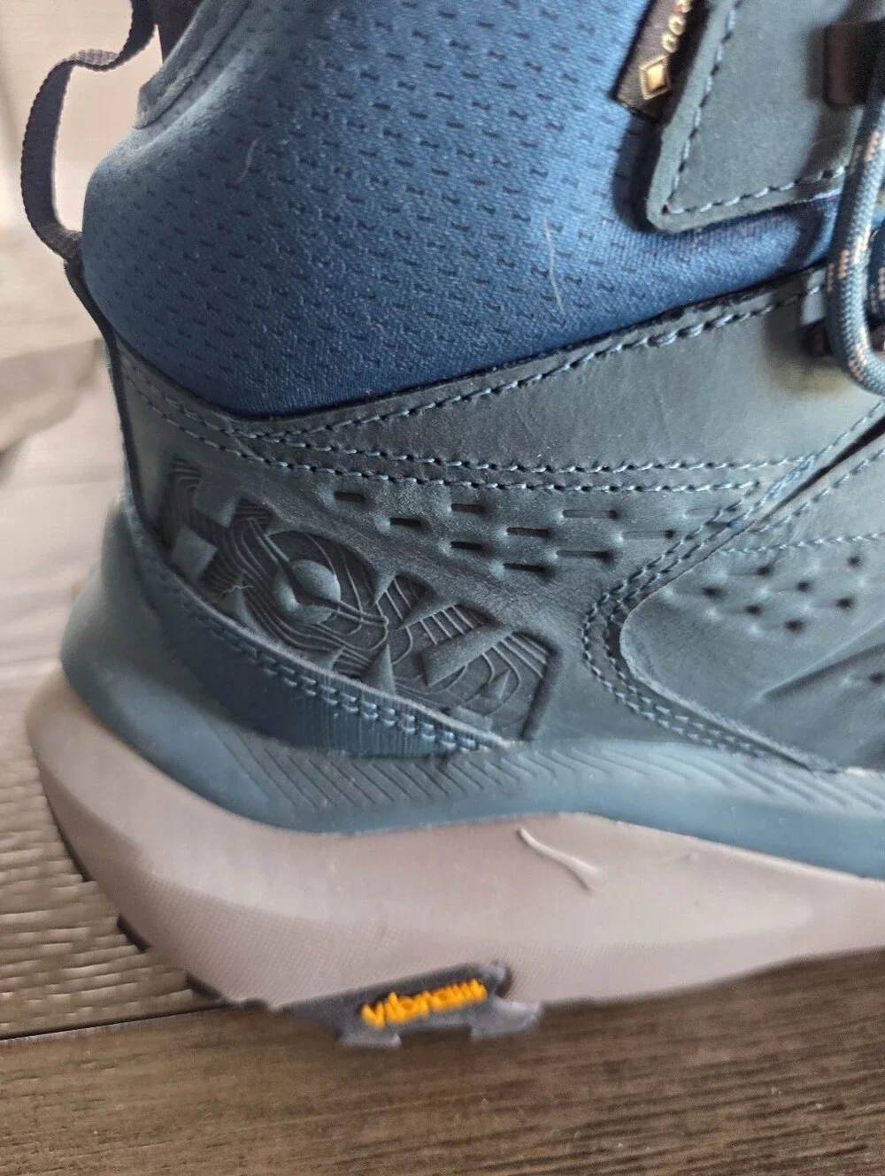 Hoka kaha men